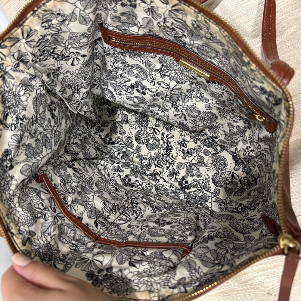 Vera Bradley Leather Tote Bag - Picture 4 of 4